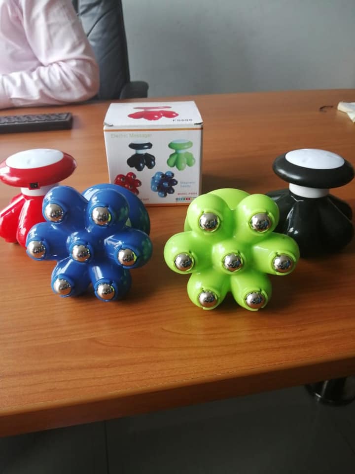 Elektromos masszírozó gép 7 görgővel 3