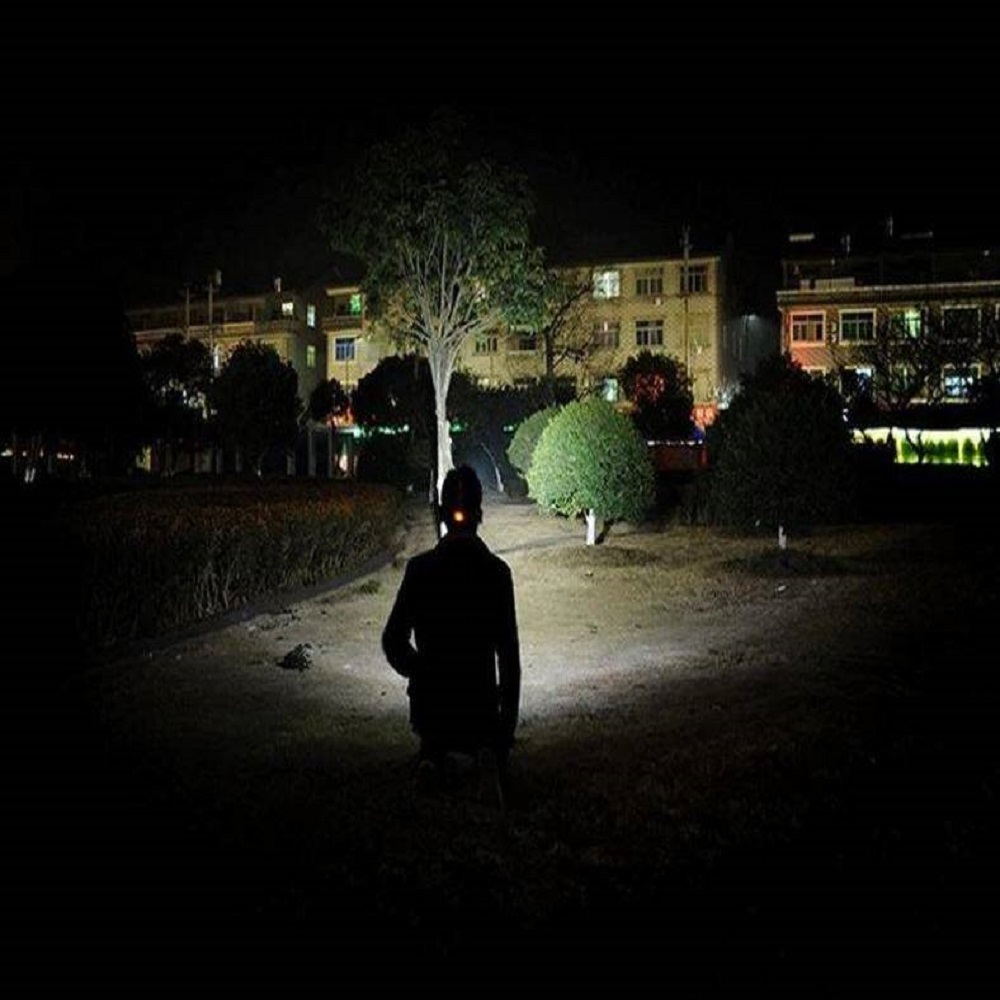 Nagy fényerejű fejlámpa 5 x T6 CREE leddel akkumulátorral – állítható pántokkal, 4 világítási móddal (BB-16144) (6)