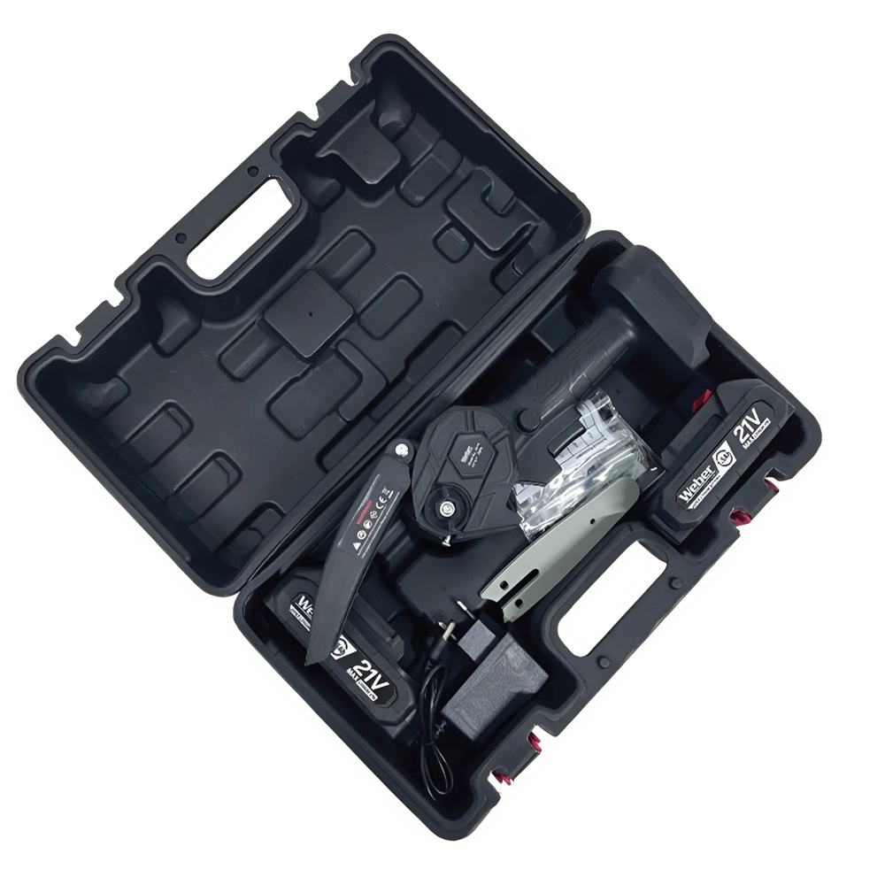 Weber_akkumulátoros_láncfűrész_10_cm_vágáshossz,_kompakt_és_erőteljes,_2_db_21V_os_akkumulátorral2