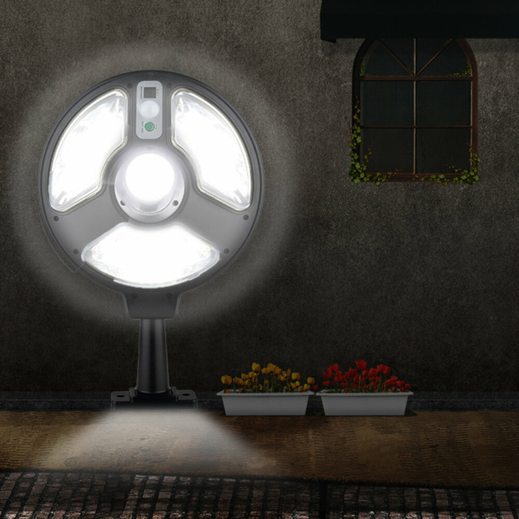 napelemes kültéri lámpa (9)